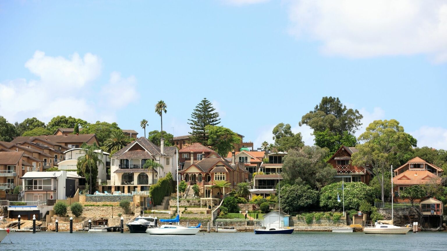 Australian house prices grow at the fastest rate in the world