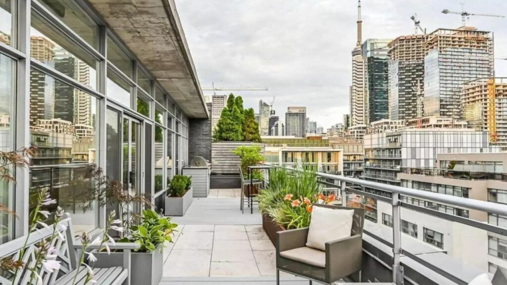 Harvey Specter’s luxury penthouse for sale in Toronto