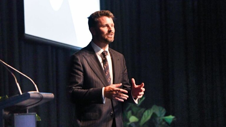 Tim Snell Ray White agents focus on process in 2024
