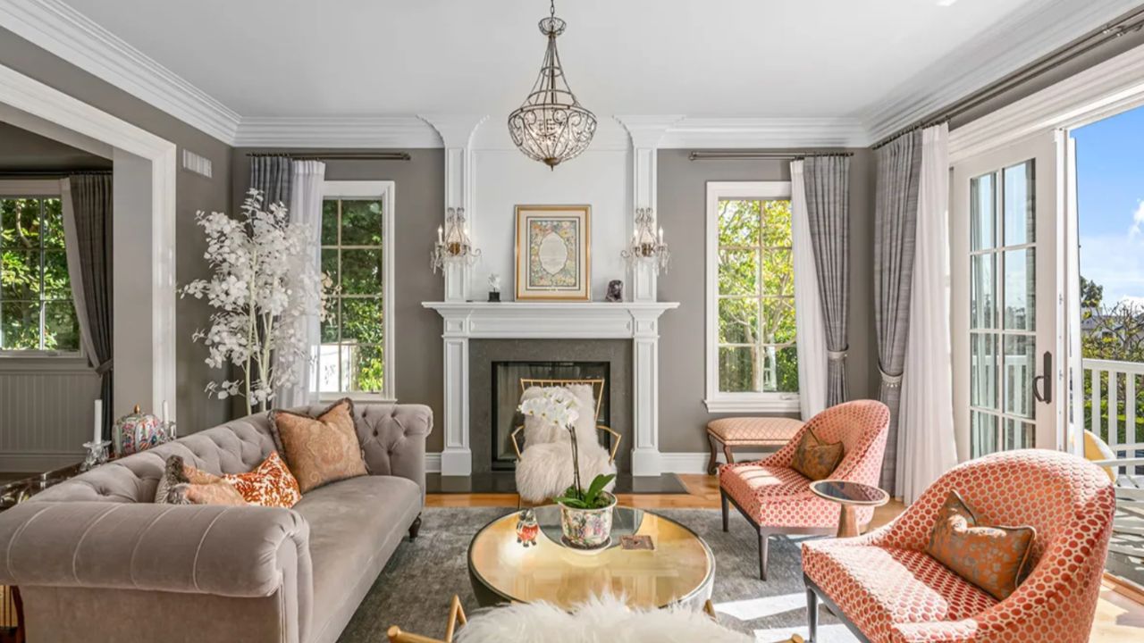 Muse Frontman Muse's Matt Bellamy rents out his LA home for $40,000 a month