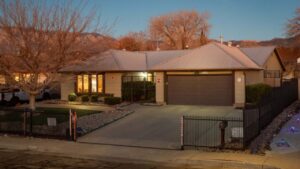 Iconic 'Breaking Bad' house listed for sale