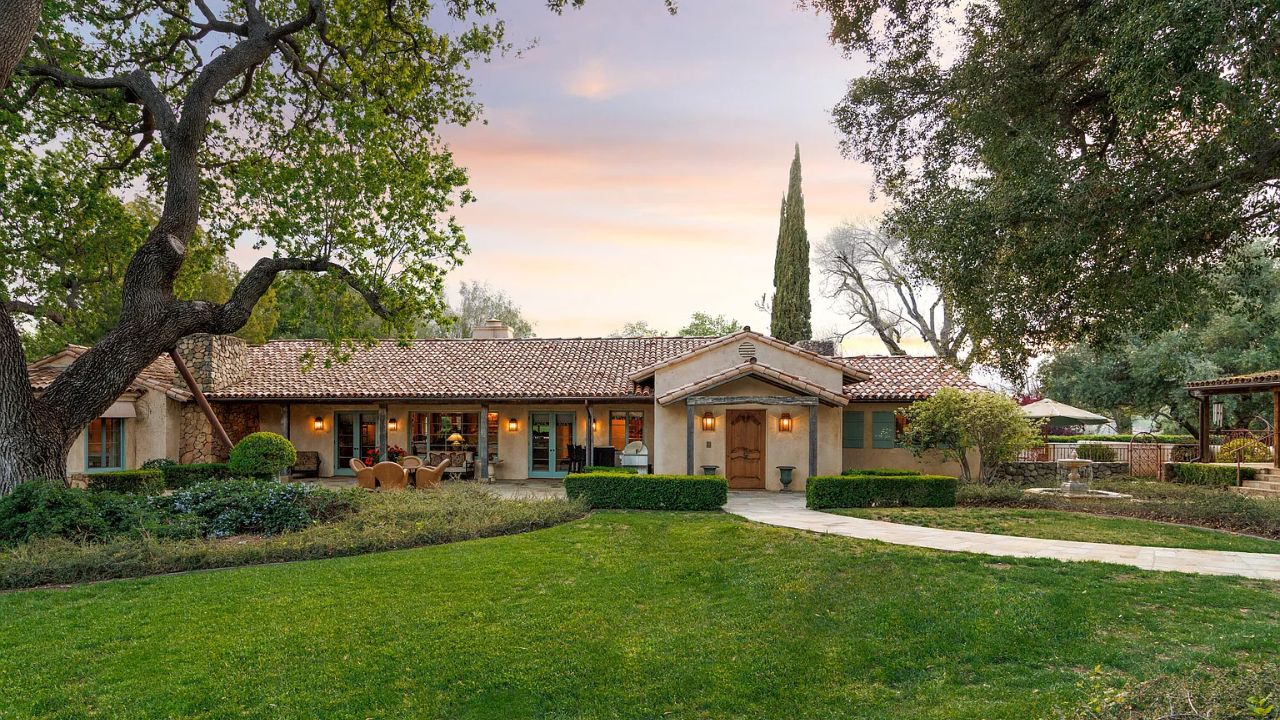 Is Steven Seagal&#039;s Former Ranch Worth $14.5 Million?