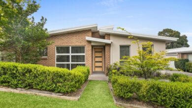 Rome McGrath of Ray White secured $900,000 for a Shellharbour City Centre villa after advising targeted cosmetic upgrades that generated five-plus offers.