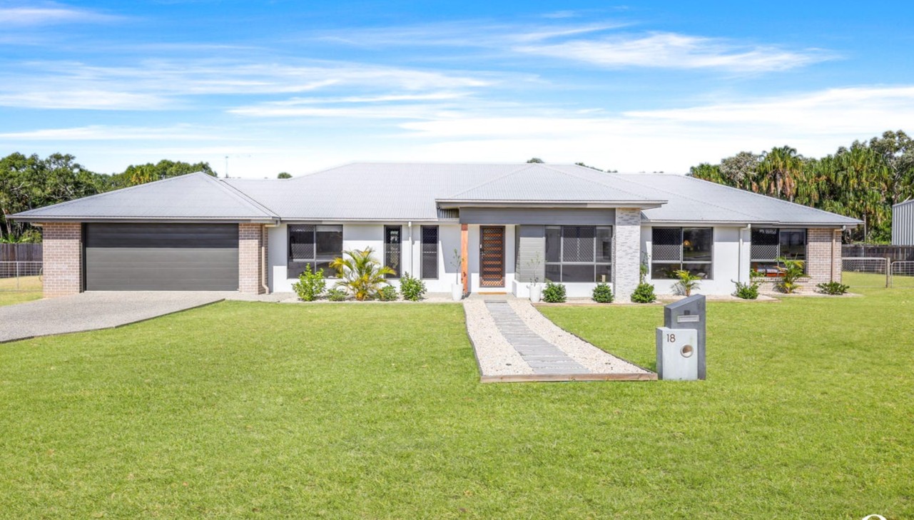 Adam de Jong secures $1.27 million for a five-bedroom Kinka Beach home in just 14 days using strategic multi-channel marketing.