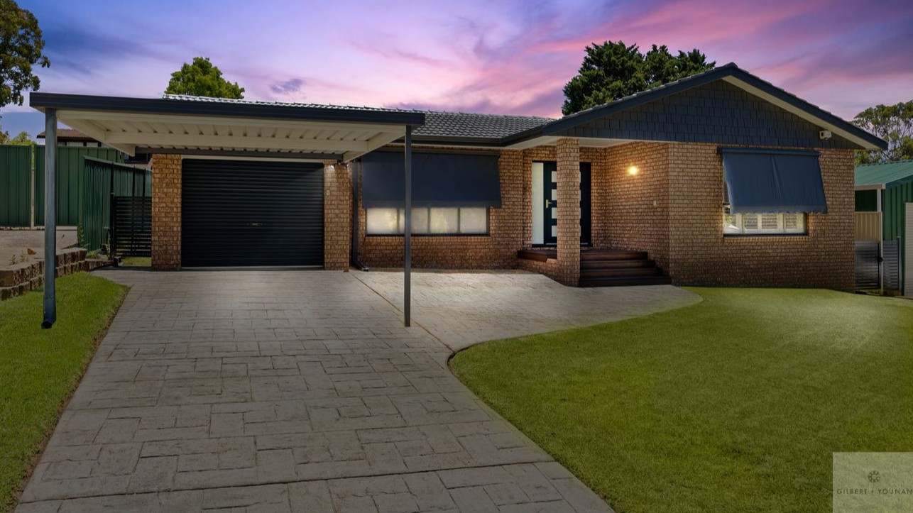 Anna sold a three-bedroom Ambarvale home for $1.015 million in 24 hours after strategic Friday listing generated eight offers.