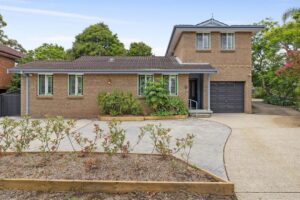 Former Socceroo's hands-on preparation attracts perfect family match in Mount Colah