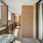 Estate sale strategy: why this agent kept the old carpet and artwork