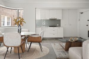 Building record for Art Deco apartment as first-home buyers flood Potts Point market