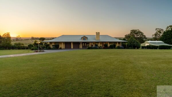 Strategic approach drives $3.6m result for six-bedroom acreage