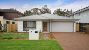 Downsizers secure new Kooindah Waters home off-market after months-long search