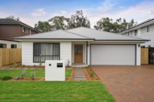 Downsizers secure new Kooindah Waters home off-market after months-long search