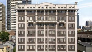 Underbidder from previous campaign secures superior apartment off-market in 48 hours