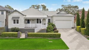 Sydney couple's six-month search ends with Lambton street record after 75 inspections