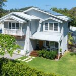 Lane Cove couple's sea change sparks Newport bidding war after strategic price pivot