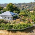 Self-sufficient lifestyle dream finds perfect match in 15 days