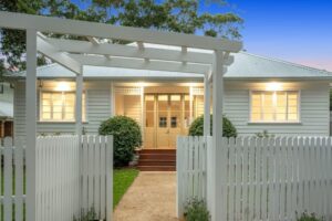 Hide-and-seek video and friend referrals seal $2.11m Macmasters Beach cottage sale for Baraka Leporte