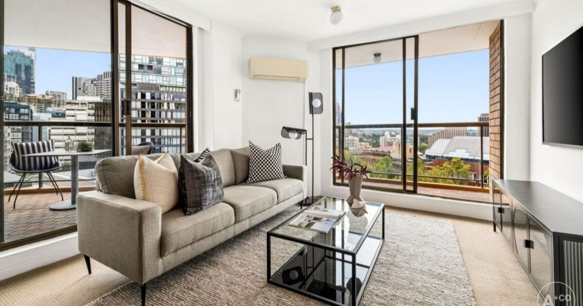 Four competing buyers push Nick Papas to bring harbour-view auction forward