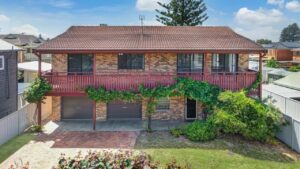 Jason Brennan's holiday timing delivers $1.45 million for Anna Bay vendors