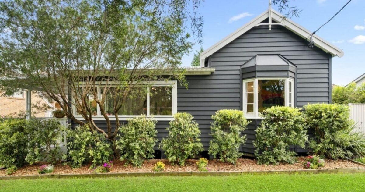 Katie Williams secures competitive sale after late-night inspection tips dual-buyer negotiation