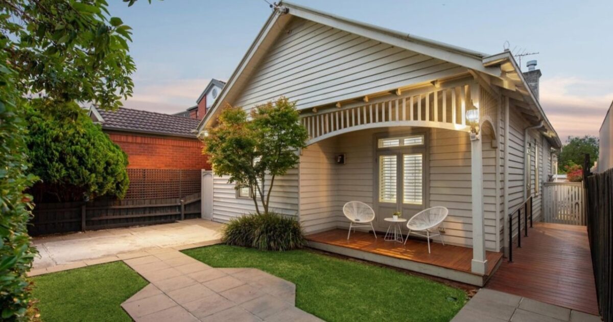 Young family bids from Japan to secure Kew Edwardian home after comprehensive estate preparation