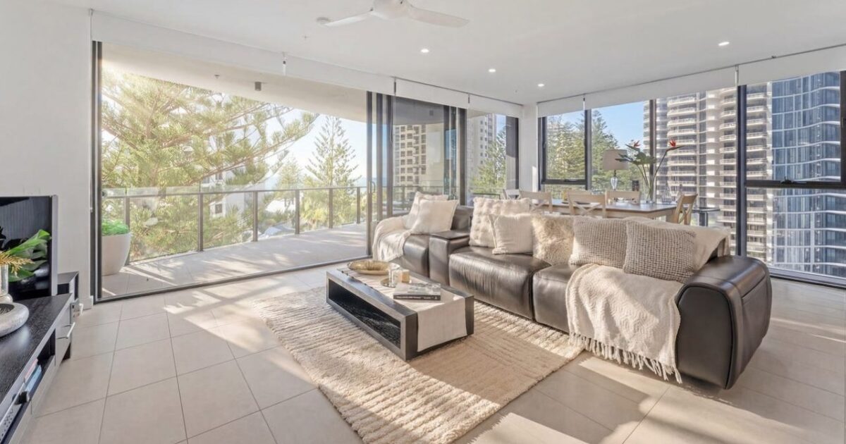 Beachside apartment sold prior to auction in seven days after strategic relaunch