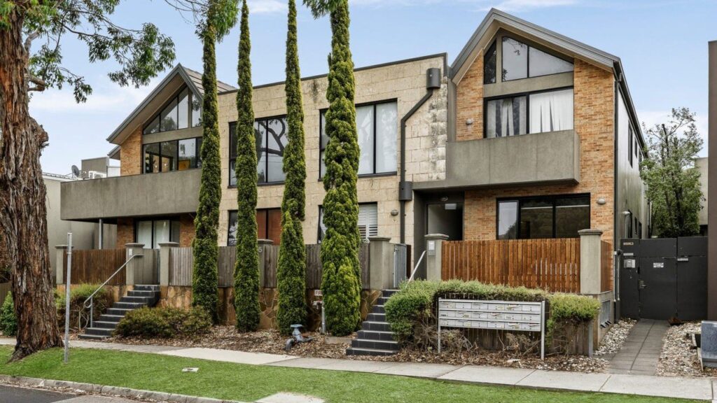 Hampton apartment attracts 11 contract holders in five-week campaign