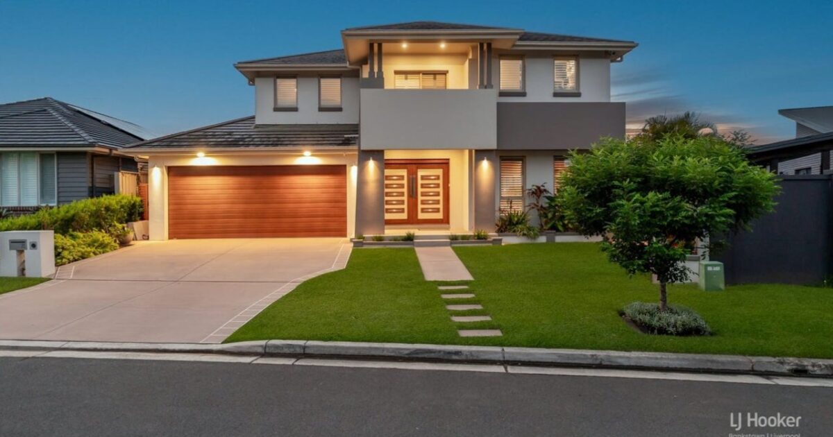 Flexible viewings and auction-day barbecue draw nine bidders to 52 Sims Street, Moorebank home