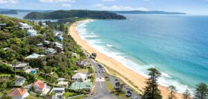 Image: LJHooker Palm Beach