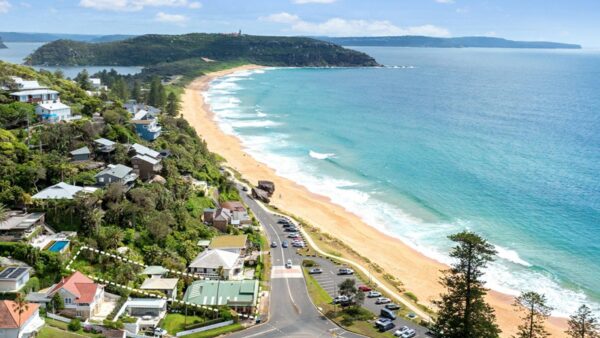 Image: LJHooker Palm Beach