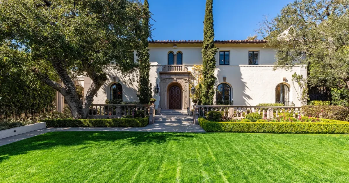 Sharon Osbourne's LA mansion is for sale. Photo: Carolwood Real Estate