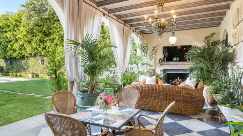 Sharon Osbourne's LA mansion is for sale. Photo: Carolwood Real Estate