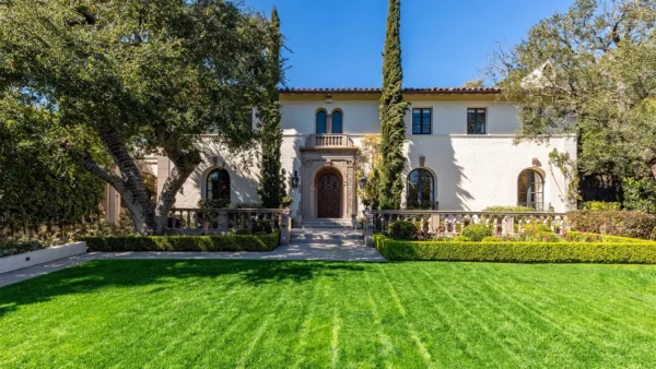 Sharon Osbourne's LA mansion is for sale. Photo: Carolwood Real Estate