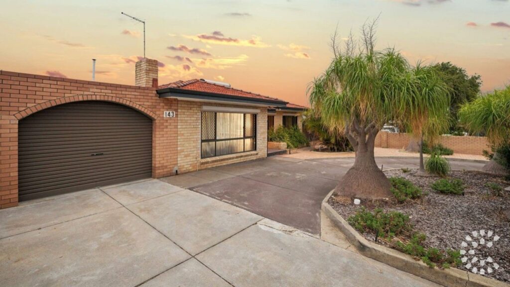 Emma Orchard sells Hamilton Hill home in eight days with five-offer competition