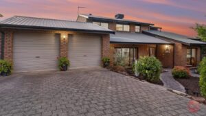 Treasure hunt marketing drives early sale of seven-bedroom Flagstaff Hill home