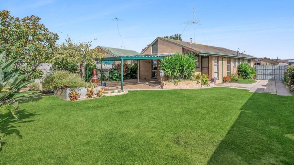33 offers in 10 days: How Jason Barnett's transparency play triggered a buyer scramble in Whittington