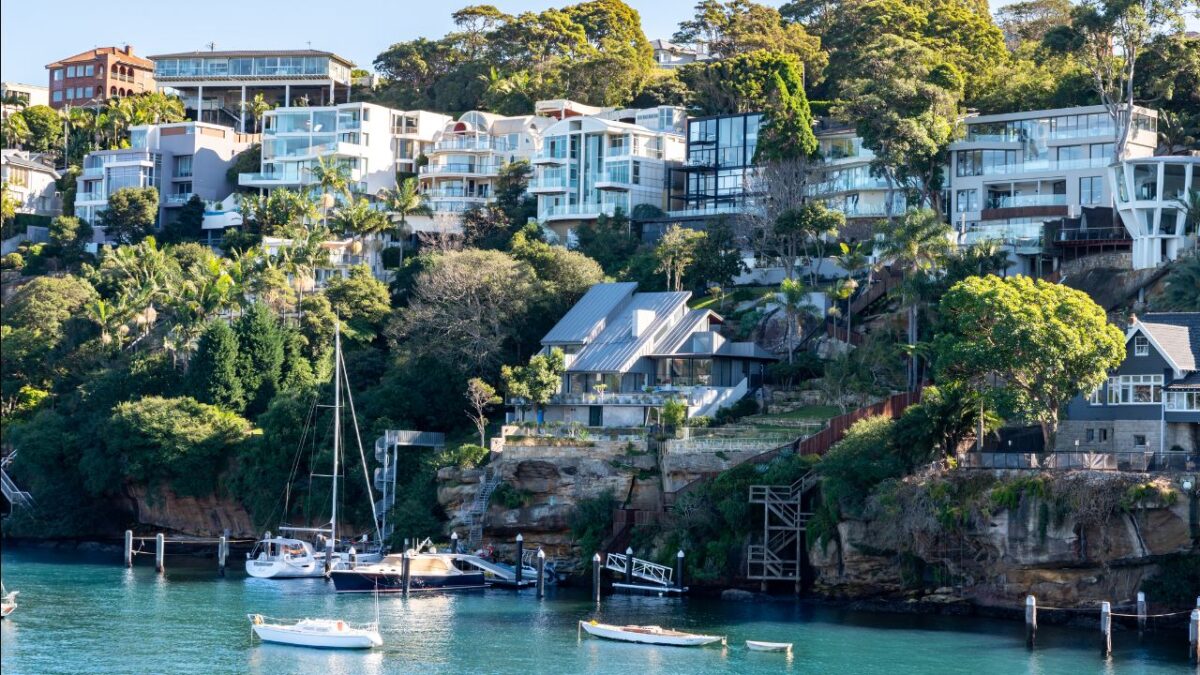 New data shows widening value gaps in Sydney’s prestige suburbs as mortgage stress rises and tax changes reshape investor demand. Image: Getty