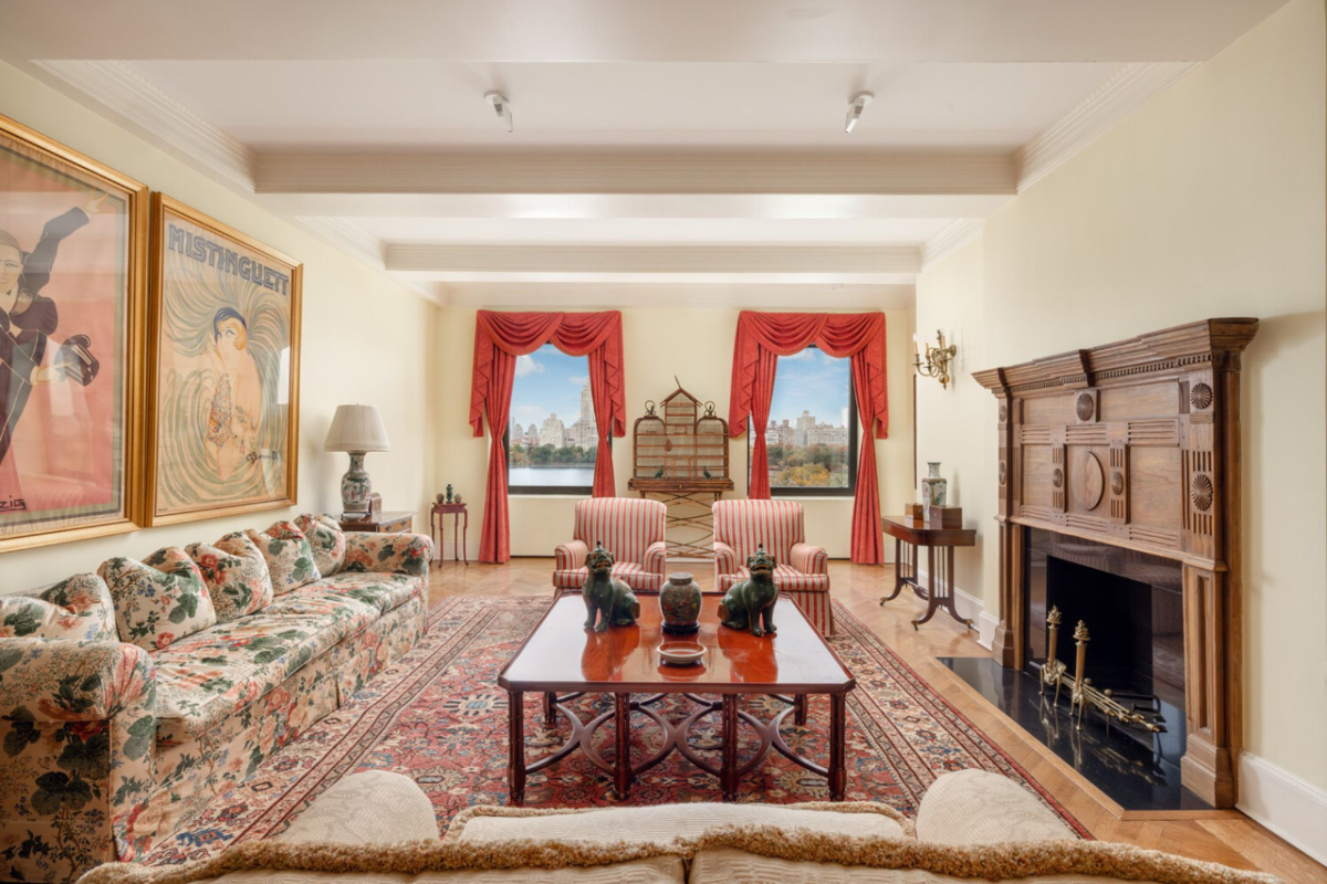 Ralph Lauren's Manhattan building has a full-floor apartment listed. Photo: coldwellbankerluxury.com