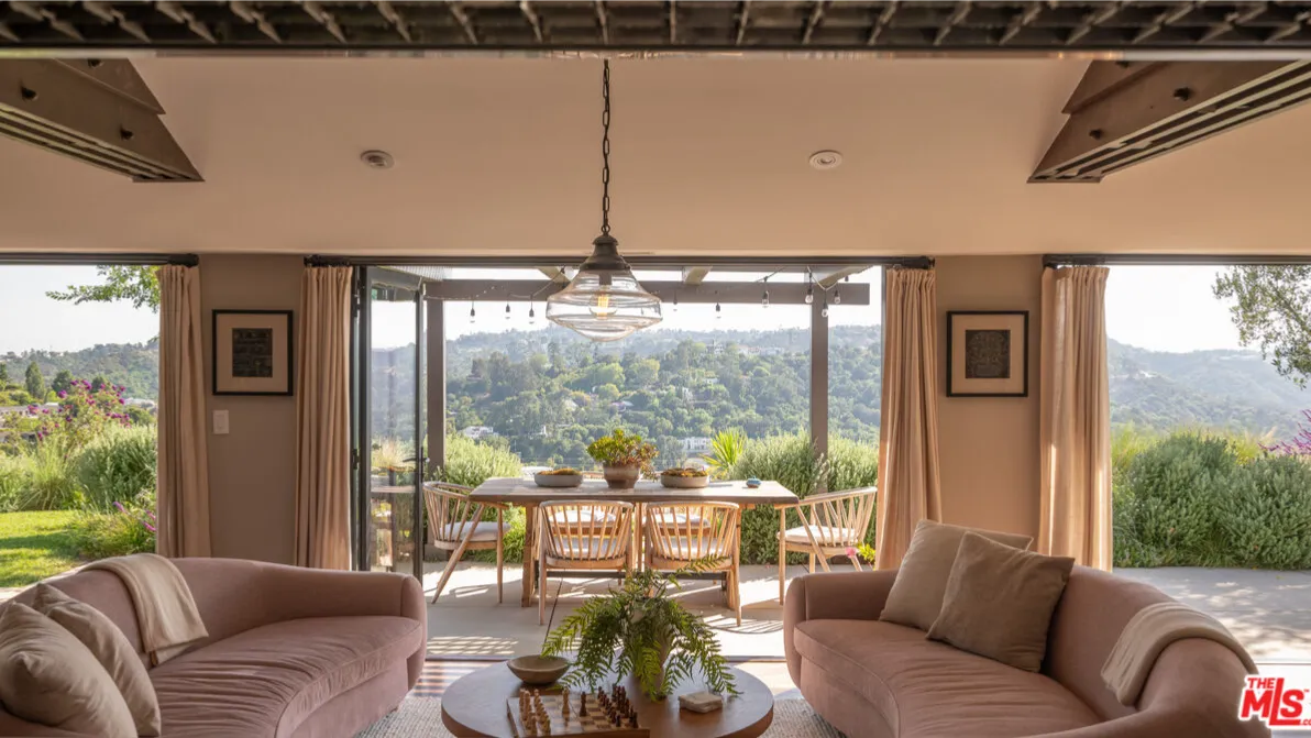 Chris Evans lists his Hollywood Hills home for A$8.96 million as he relocates to the East Coast with his family. Photo: christiesresocal.com/