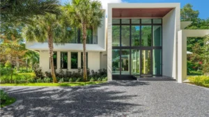 Former NBA All-Star Juwan Howard lists his custom-built Coral Gables estate for A$40.5 million. Image: bhsusa.com