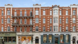 The Chelsea flat where Tilda Swinton lived from 1983 to 1998 is listed for A$1.16 million. Image: knightfrank.com
