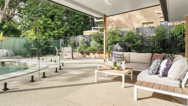 Off-market strategy delivers four offers in first weekend for The Gap vendors under contract pressure