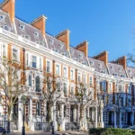 US and Gulf buyers now account for 55% of London ultra-prime property sales (£15m+), with American purchases jumping from 20% to 30% of deals, many driven by wealth in tech. Image: Getty