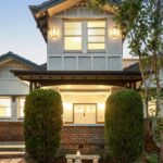Mark Josem sells Hawthorn East home for $150,000 above previous offer after expanding buyer competition