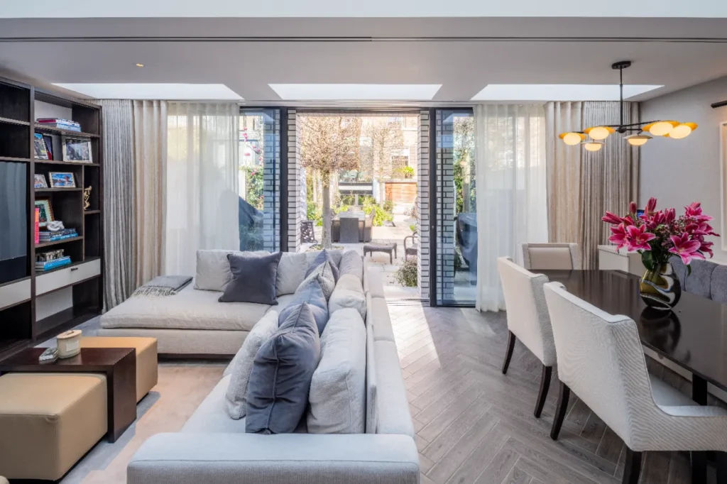Hanover Terrace property and mews, photo credit: Aston Chase