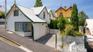 Heritage home finds its Goldilocks happy ending after three campaigns