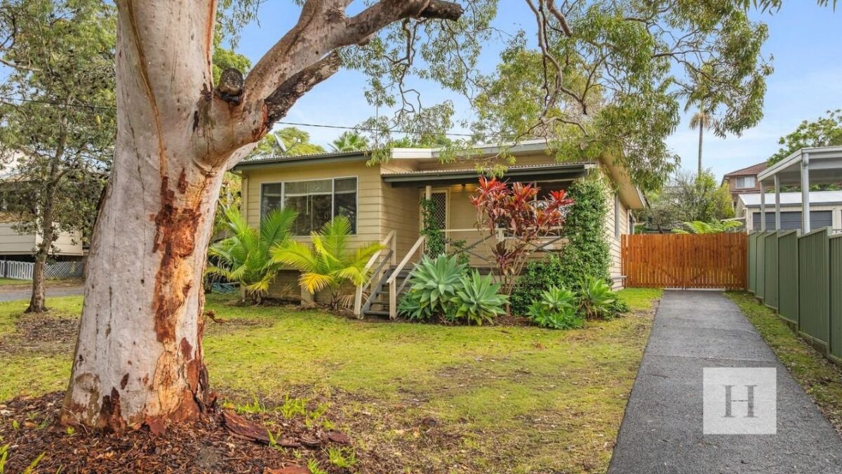 Sydney family finds space and access in Gwandalan lakeside pocket