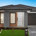 Officer house sells as agent turns hesitant buyers into believers