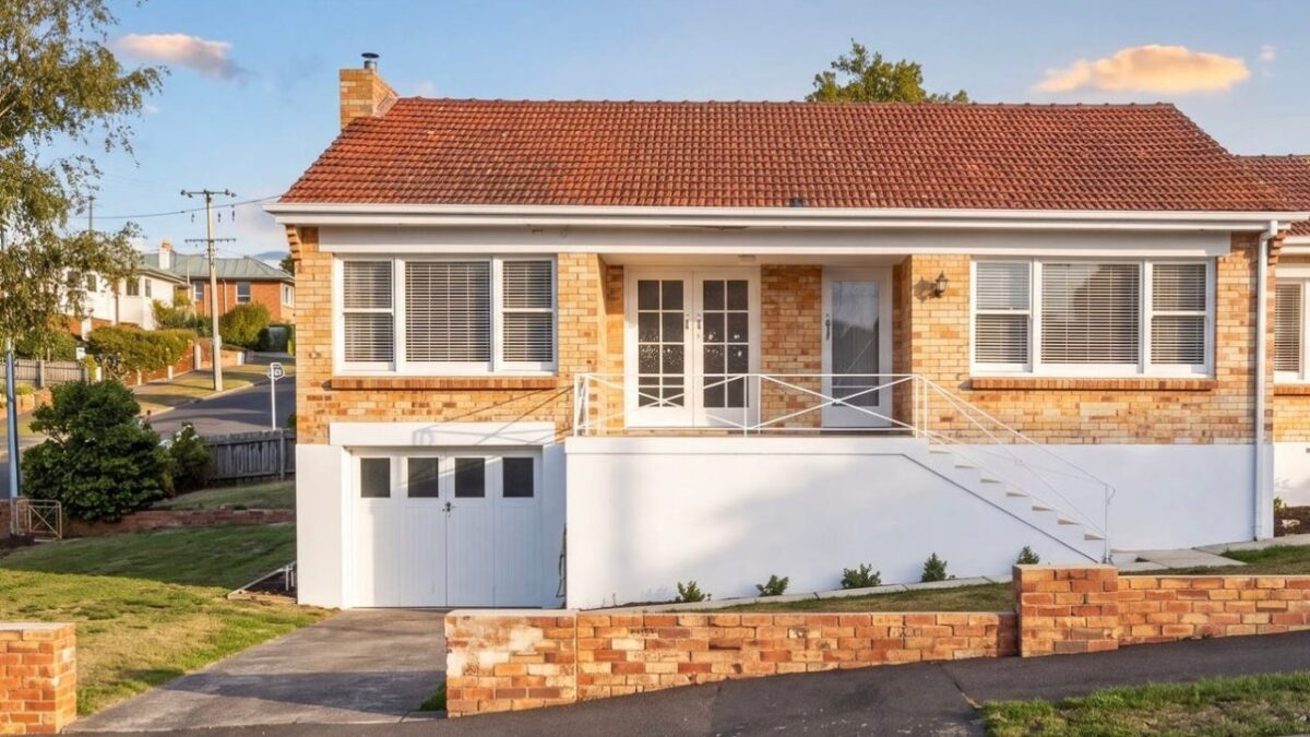 Bradley Philbrick matches interstate investor to Newstead house in one day