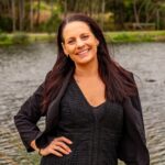 Cara Schwartz returns to Harcourts, joins Pinnacle team