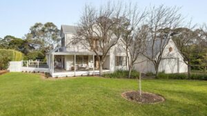 Seven days, multiple buyers, and a fireplace that sealed the deal in Mount Eliza